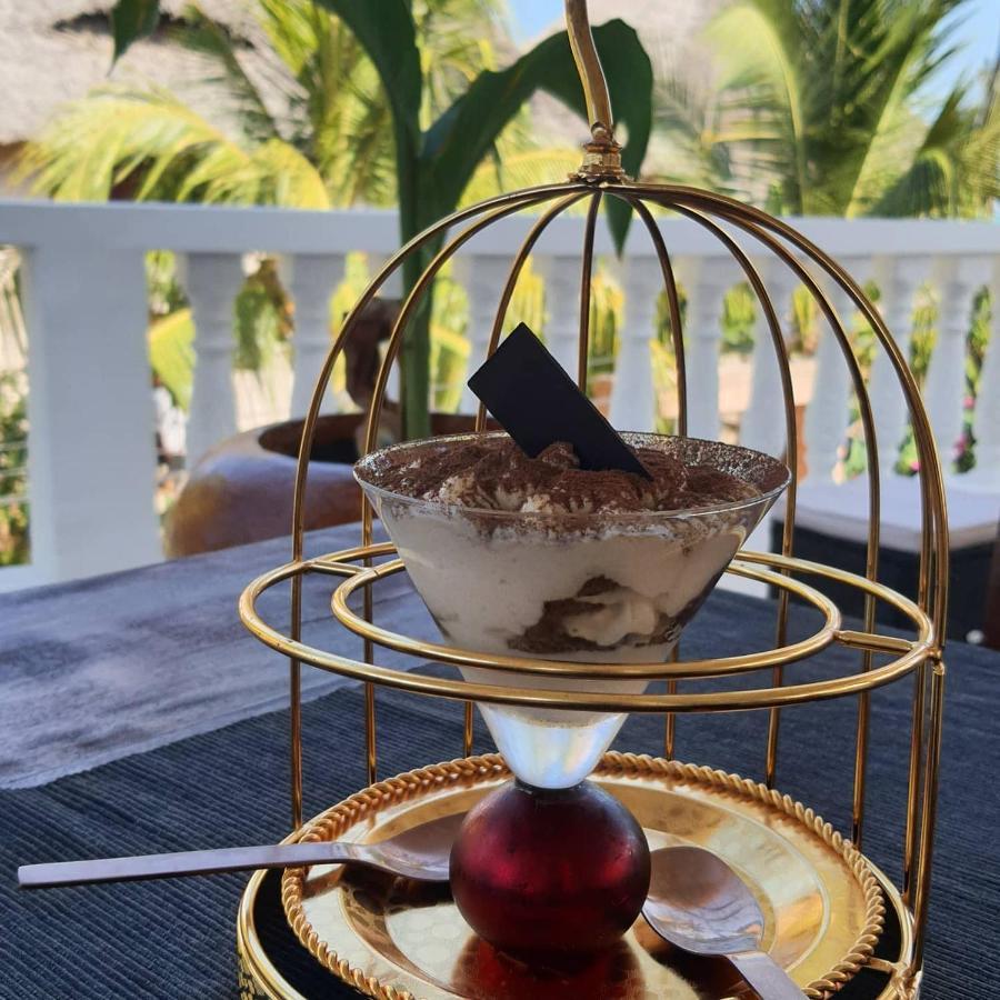 Gadea Boutique Hotel& Gadea Garden Italian Restaurant (Adults Only) จัมเบียนี ภายนอก รูปภาพ