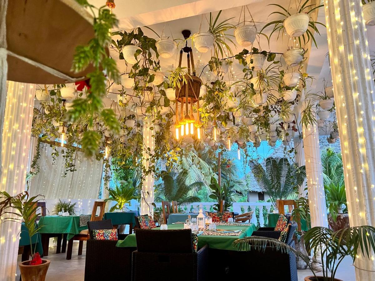 Gadea Boutique Hotel& Gadea Garden Italian Restaurant (Adults Only) จัมเบียนี ภายนอก รูปภาพ